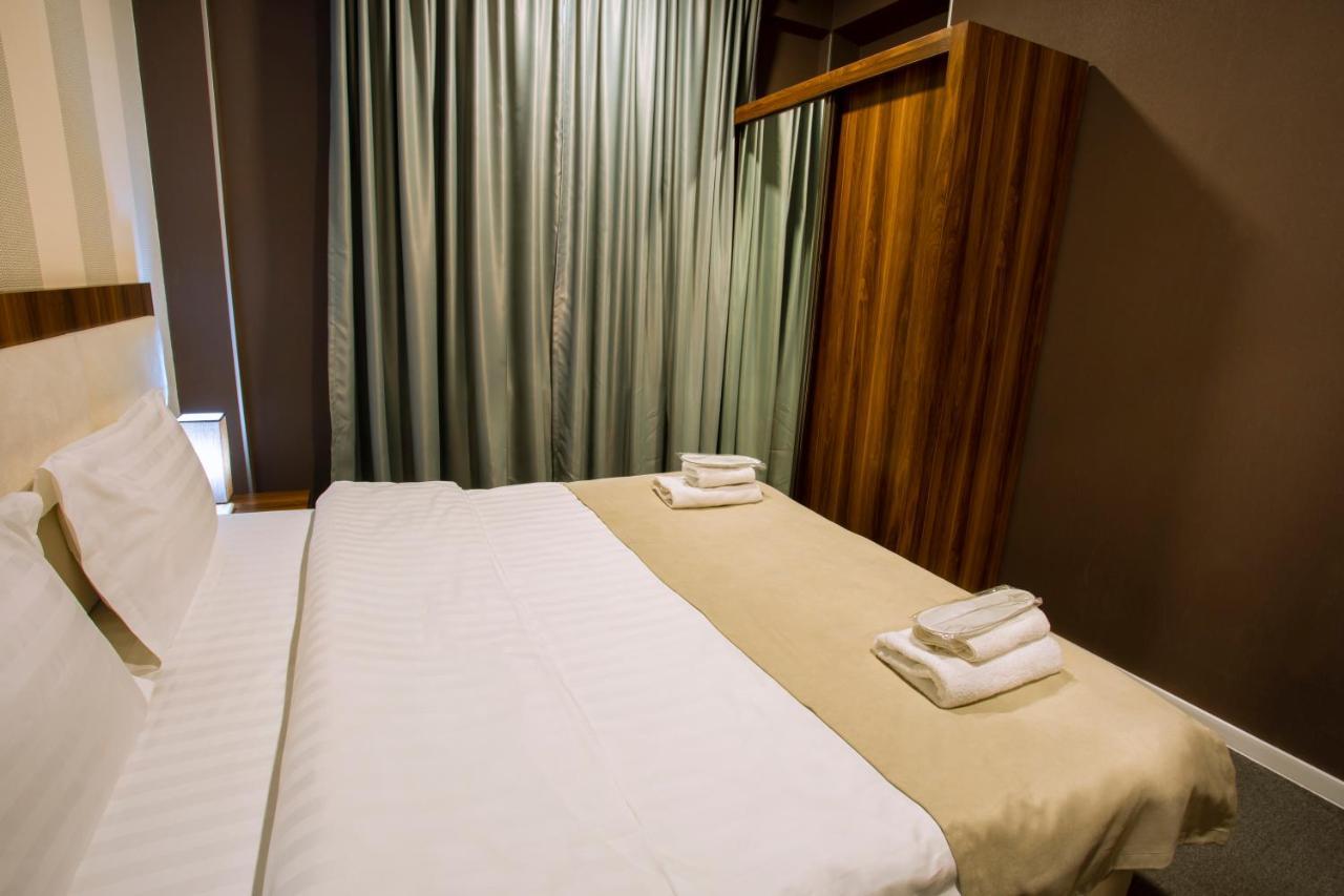 Apart Hotel West Тбилиси Екстериор снимка